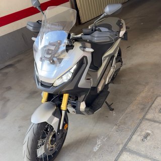 Honda X-ADV Adventure Moto