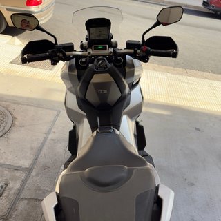Honda X-ADV Adventure Moto