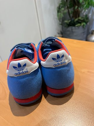 Zapatillas Adidas niño azul/rojo talla 37.5