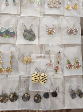 Set 50 pendientes para regalo bodas o eventos