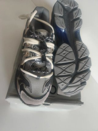 TOGA x ASICS Gel-Cumulus 16 TG Gris/Plata