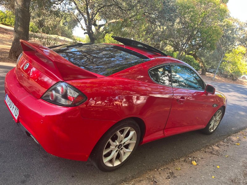 Hyundai Coupe Tuscani 2007 2.0 - foto 1