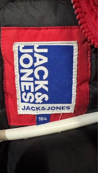 Chaqueta Jack & Jones Roja con Capucha