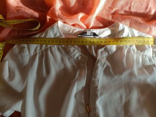 Blusa gasa blanco roto con detalle dorado