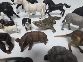Lote figuras animales y personas