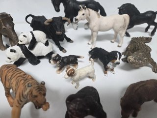 Lote figuras animales y personas