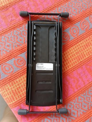 Guitarra Admira Paloma  con reposapiés y Afinador