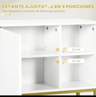 Mueble de baño con armario y estantes