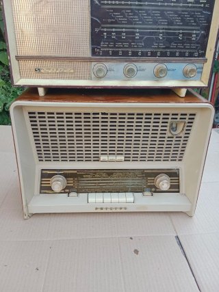 Radios antiguas Philips y Sanz decoracion retro o