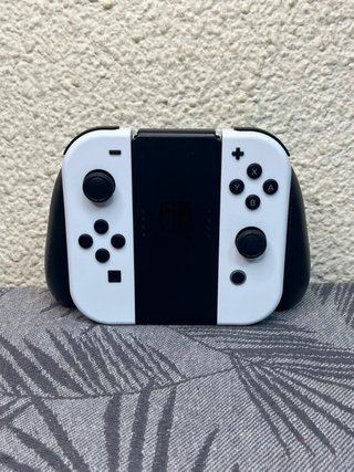 Nintendo Switch V2 + Accesorios