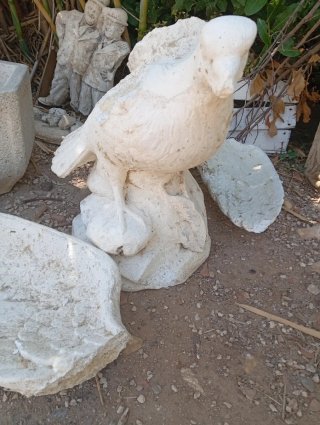 Figura de piedra águila para pegar alas