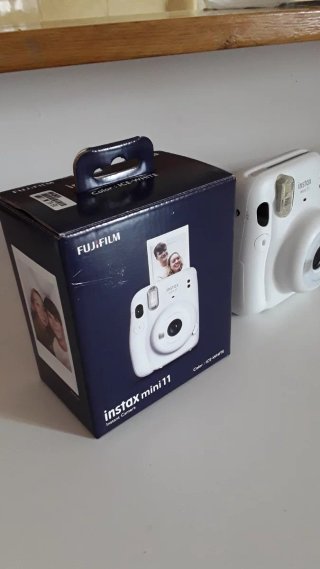 Cámara Fujifilm Instax Mini 11 Blanca