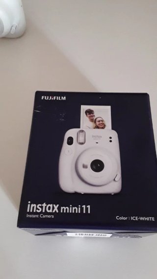 Cámara Fujifilm Instax Mini 11 Blanca