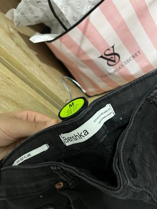Pantalón ancho negro