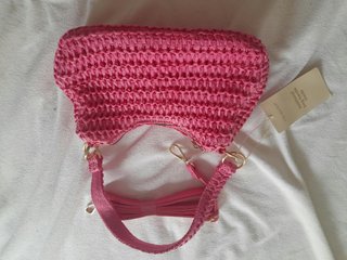 18# Bolso bandolera rosa de rafia/papel trenzado