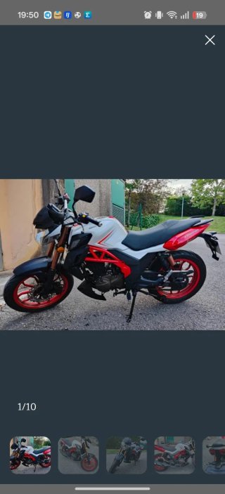 Moto X Street 125 Roja y Blanca
