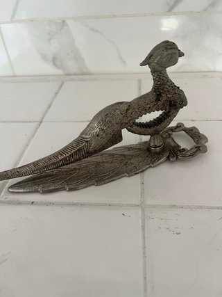 Antico schiaccianoci e apriscatole