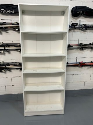 Estantería blanca de madera