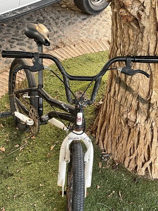 Bicicleta BMX Monty