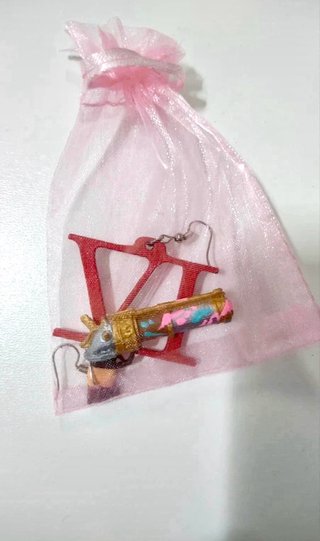 Pendientes League of Legends VI y Jinx Arcane