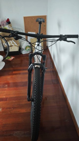Bicicleta MTB Trek Supercaliber 9.6 Gen 1