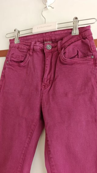 Pantalón Vaquero Flare Granate