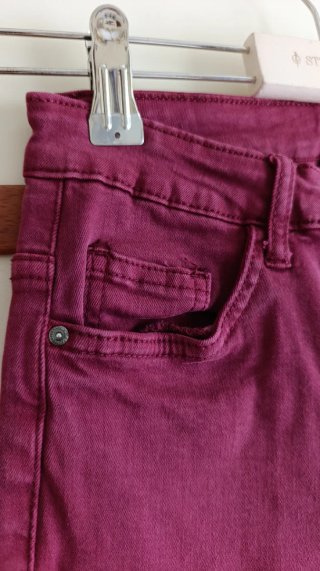 Pantalón Vaquero Flare Granate