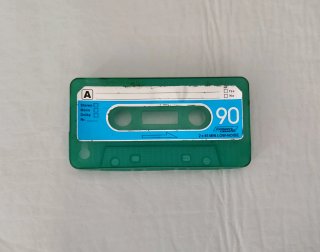 Pack 5 Fundas Cassette iPhone Retro