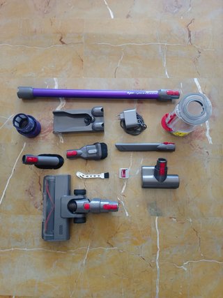 Aspirapolvere Dyson Completo