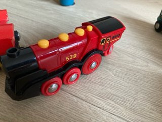 Lote tren madera BRIO e Ikea