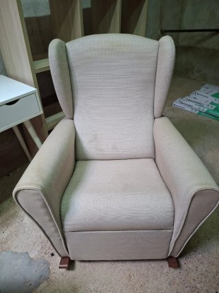 2 Sillones de lactancia beige