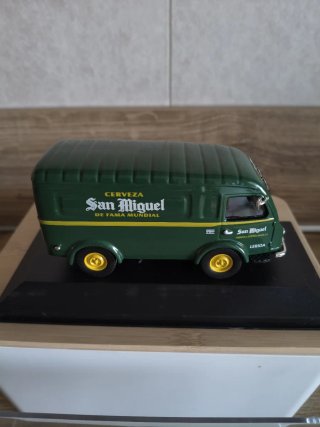 Maqueta Renault 1000kg San Miguel