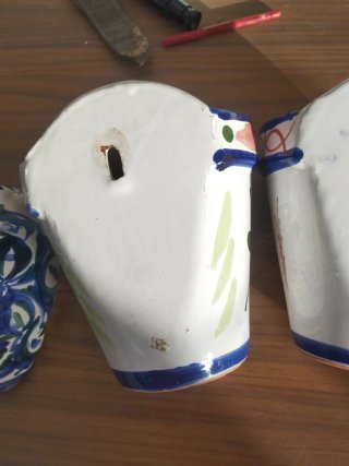 Maceteros de terracota pintados a mano