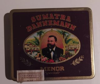 Lote Vintage Latas Tabaquismo + 2 pegatinasDucados