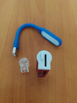 Lettore di schede Zippo 4 in 1 e luce USB flessibile