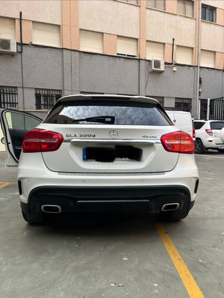 Mercedes-Benz GLA 2015