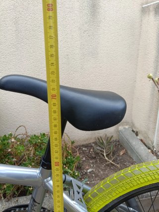 Bicicleta BMX. Color Plata. Poco Uso.