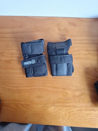 Protecciones skate/patinaje PRHBTN talla L/XL