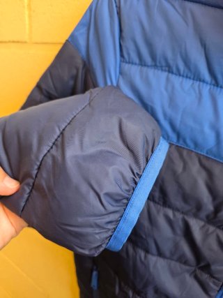 Chaqueta acolchada azul