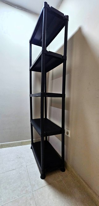Scaffale in Resina 5 Ripiani Nero Modulare