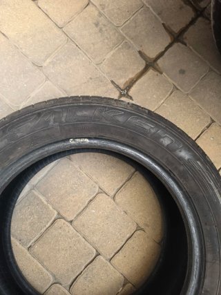 Neumático de coche