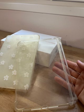 Funda iPad Mini Transparente y de Flores