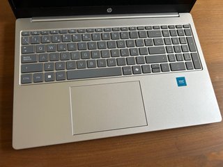 Ordenador HP Plata