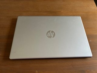 Ordenador HP Plata