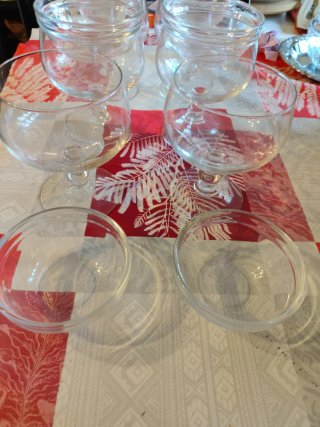 REGALO!!! 6 Copas de cóctel + cuenco de cristal