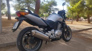 Honda CBF 500 Plata