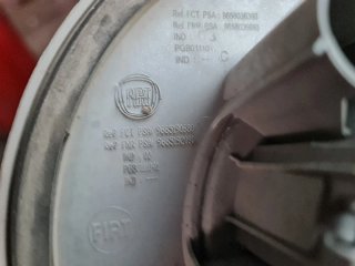 Tapacubos Peugeot Expert (2 unidades)