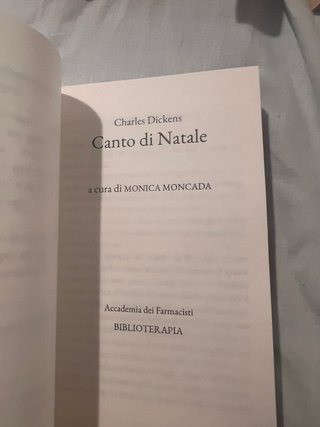 Libro canto di Natale di Charles Dickens 69 pagine