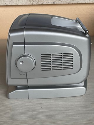 TV Portatile Vintage 5,5 B/N + Radio AM/FM