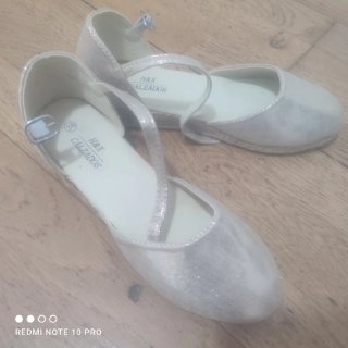 Zapatos dorados H&X CALZADOS Talla 38